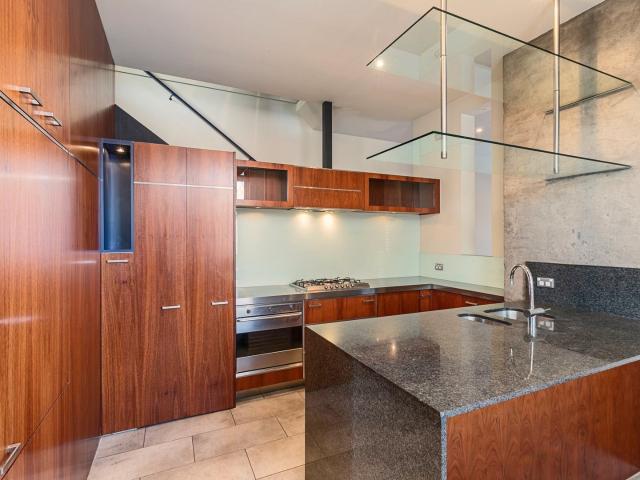 House for rent in Carlton North