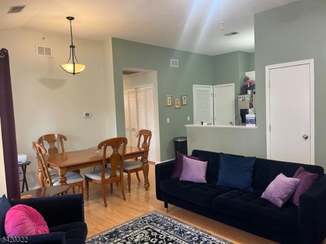 Townhouse for sale in Stewartsville, New Jersey