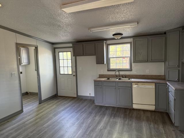 House for sale in Cotulla