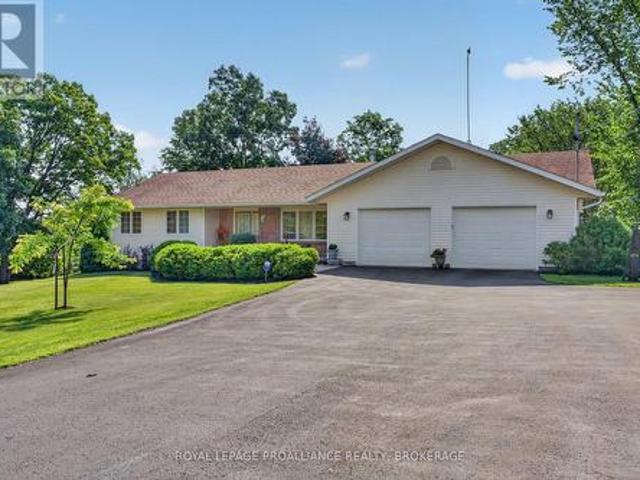 House for sale in South Frontenac, Ontario