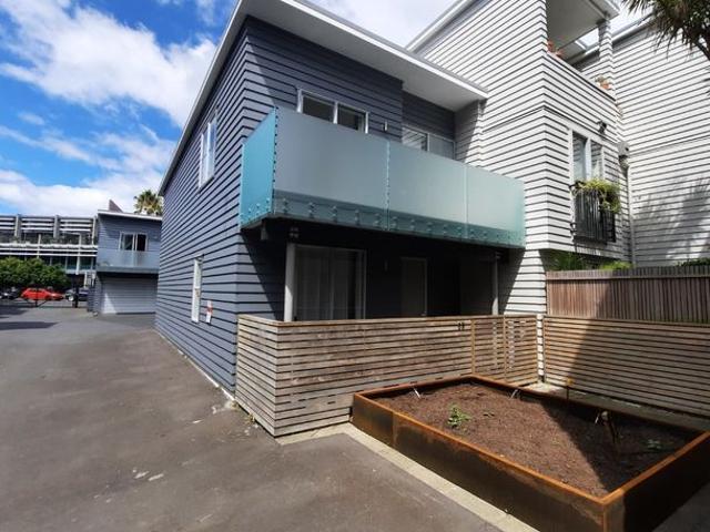 House for rent in Mount Eden Village, Albert-Eden