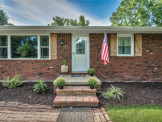 House for sale in Hartville, Stark County
