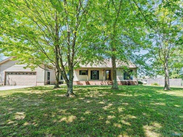 House for sale in Harvest, Alabama