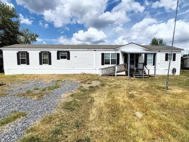 House for sale in Iowa, Louisiana