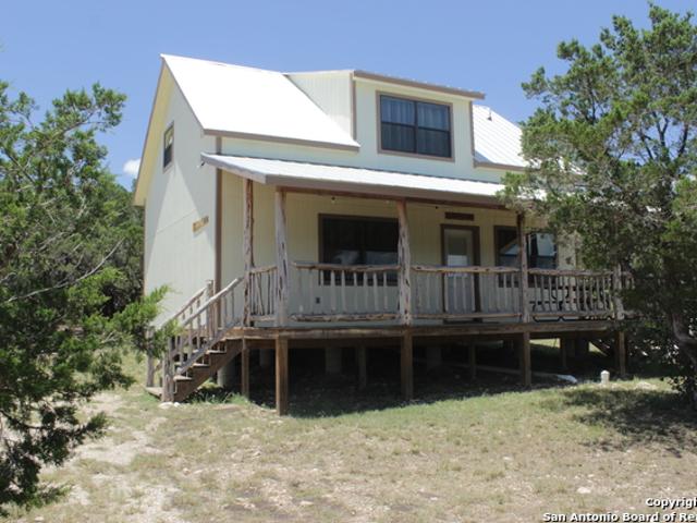 House for sale in Concan