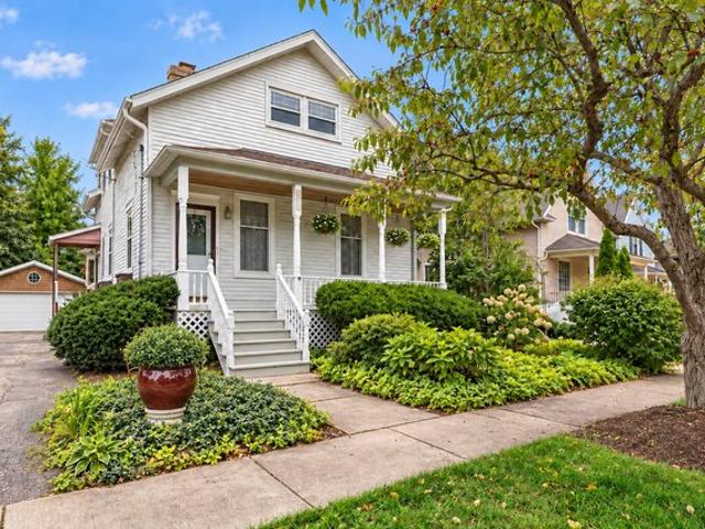 House for sale in Lake Forest, Lake County