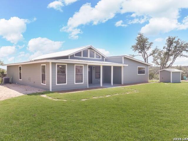 House for sale in Pipe Creek, Texas