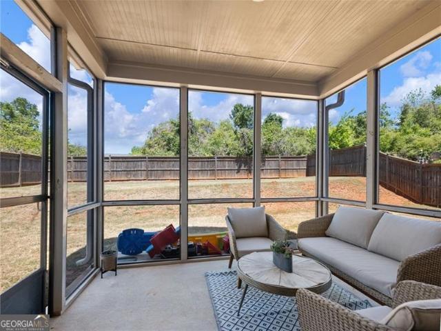 House for sale in Flowery Branch, Georgia