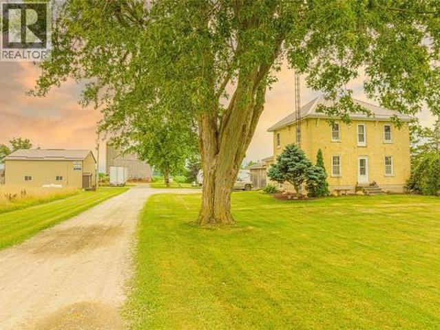 House for sale in Warwick, Ontario