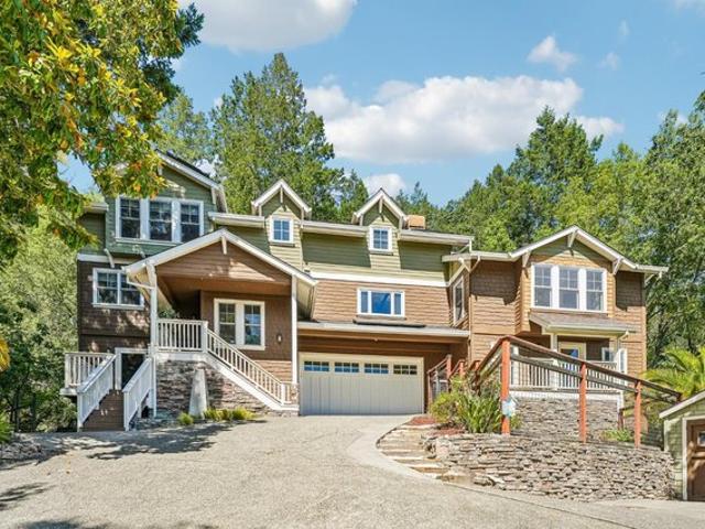 House for sale in Forestville, California