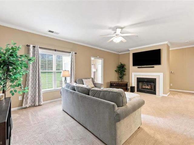 Condo for sale in Clemmons, North Carolina
