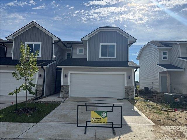 Townhouse for sale in Johnston, Iowa
