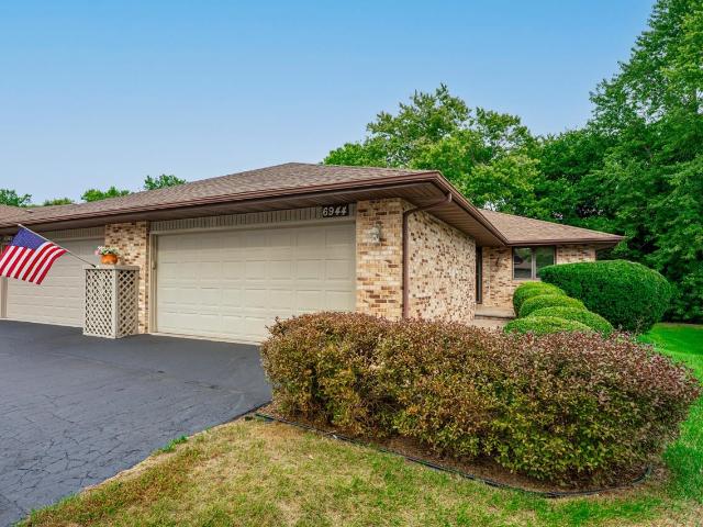 Condo for sale in Forest Vale Estates, Rockford