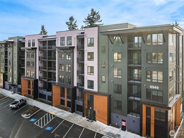 Condo for sale in Kenmore, Washington