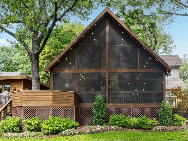 House for sale in Henderson, Texas