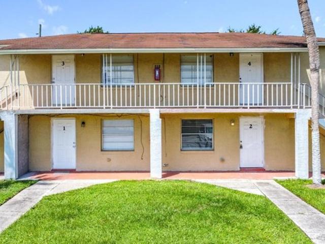 Condo for sale in Saint Cloud, Florida