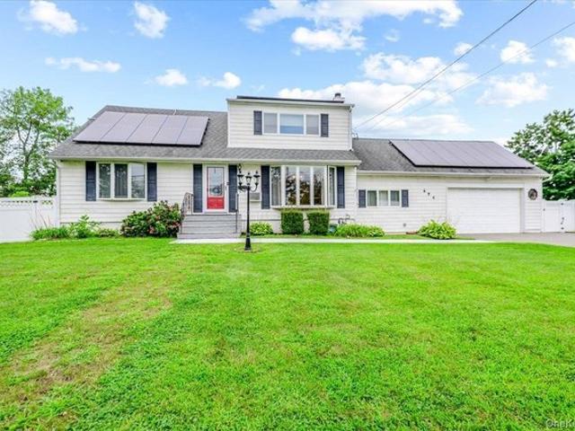 House for sale in Bohemia, New York