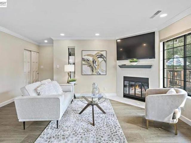 Condo for sale in Pleasanton, California