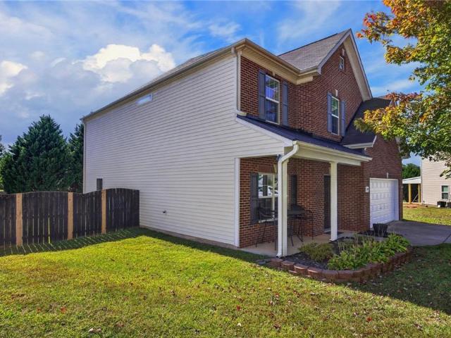 House for sale in Whitsett, Guilford County