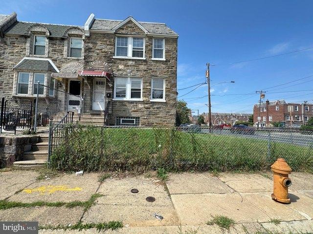 House for sale in Philadelphia, Pennsylvania