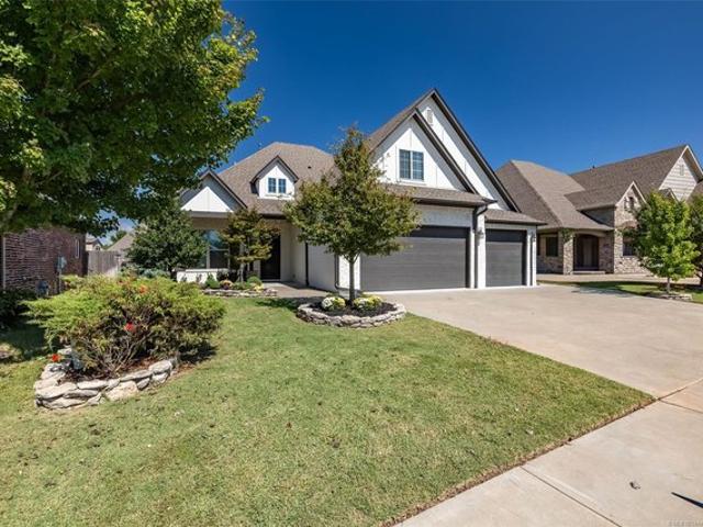 House for sale in Bixby, Oklahoma