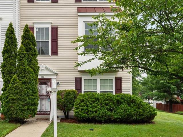 Townhouse for sale in Capitol Heights