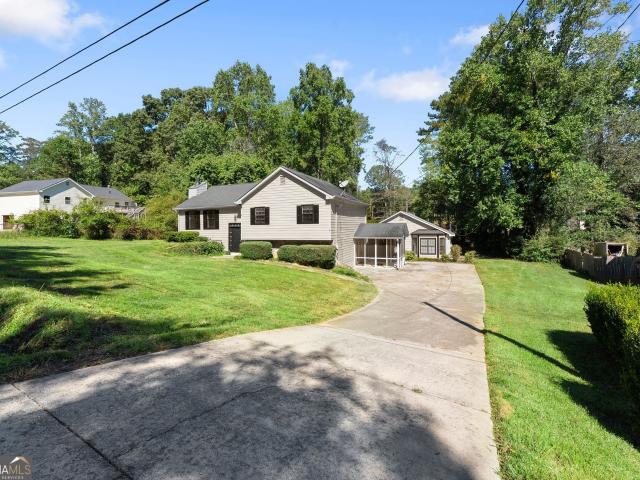 House for sale in Flowery Branch, Hall County
