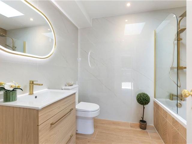 Detached House for sale in Bluebell, North Tipperary