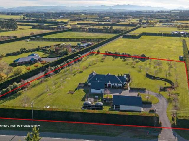 Property for sale in Charing Cross, Canterbury