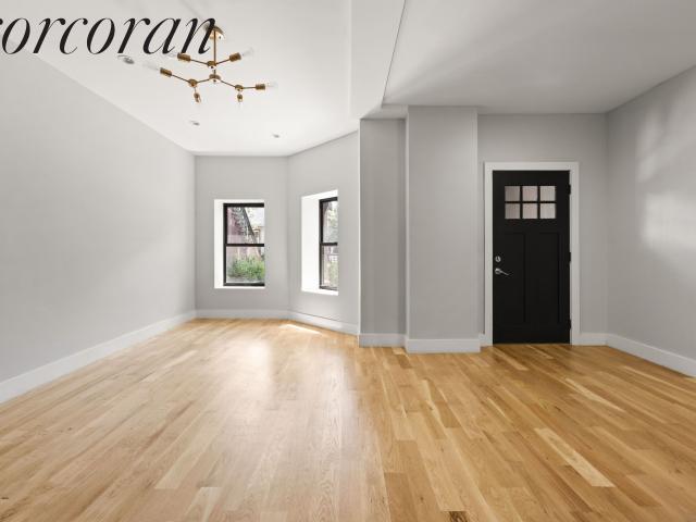 Condo for sale in Arverne, New York