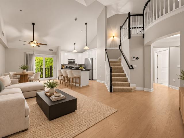 Condo for sale in Ravinia, Highland Park