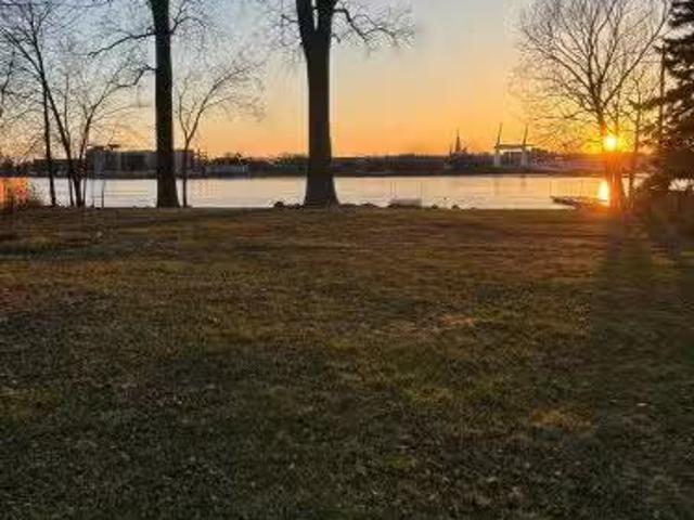 House for sale in Saint-jean-sur-richelieu, Quebec