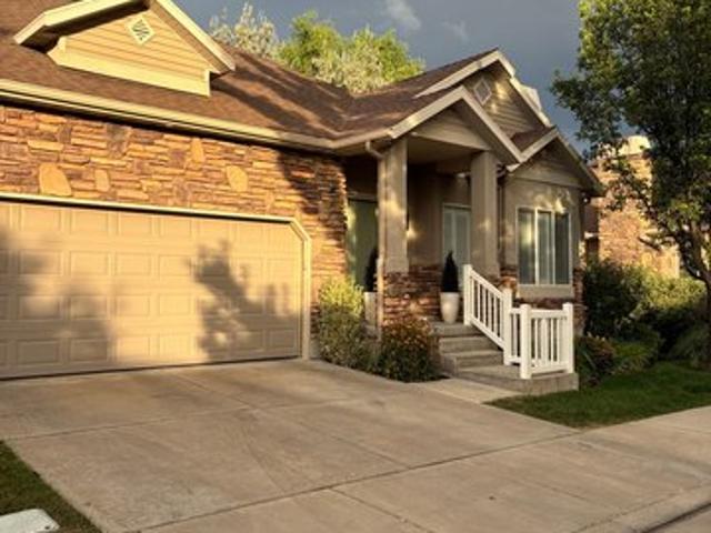Townhouse for sale in Layton, Utah