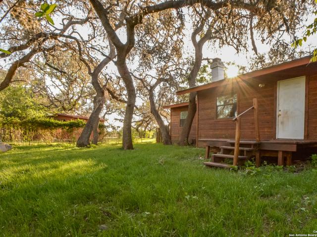 House for sale in Utopia, Texas