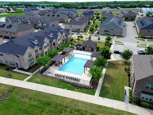Townhouse for sale in Denton, Texas