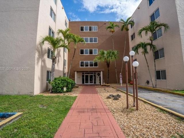 Condo for sale in Hialeah, Florida