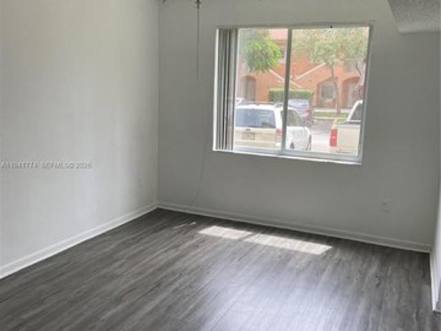 Condo for sale in Davie, Florida