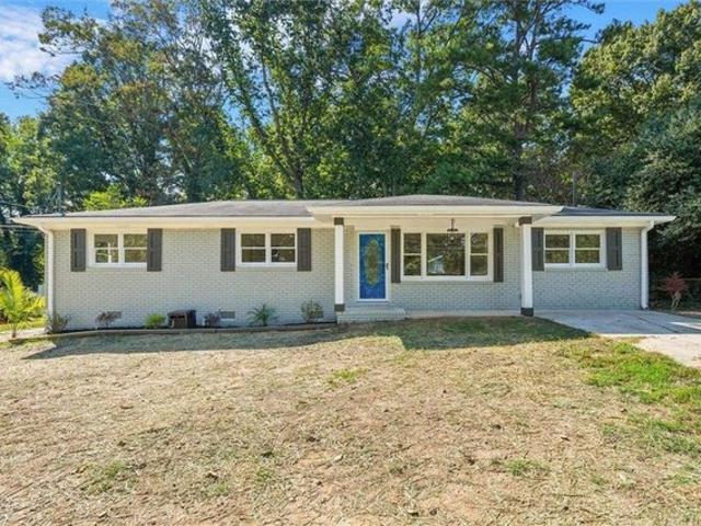 House for sale in Killarney Hills, Lithia Springs