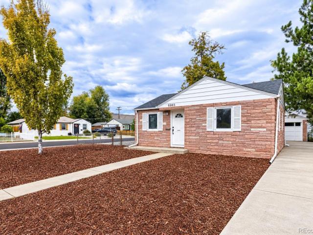 House for sale in Arvada, Jefferson County