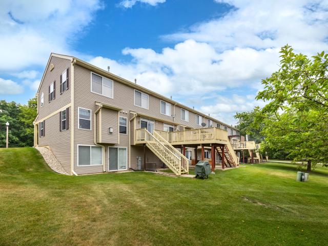 Townhouse for sale in Fox Lake, Illinois