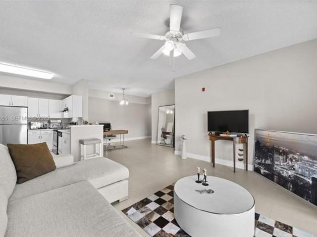 Condo for sale in Davie, Florida