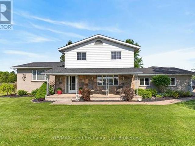 House for sale in Morris-turnberry, Ontario