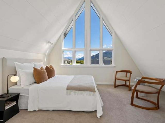 House for sale in Otakou