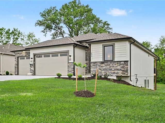 House for sale in Lawson, Missouri