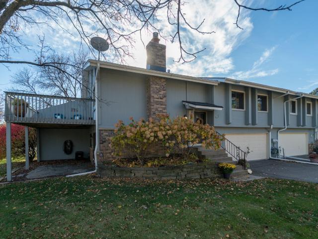 Townhouse for sale in Chanhassen, Minnesota