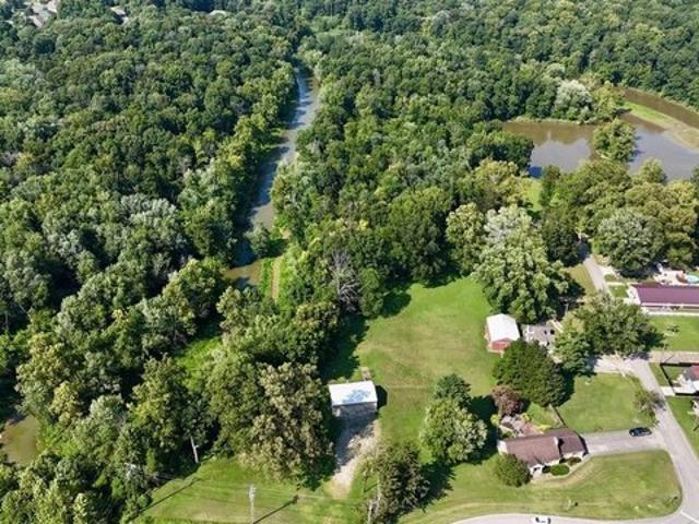 House for sale in Newburgh, Indiana