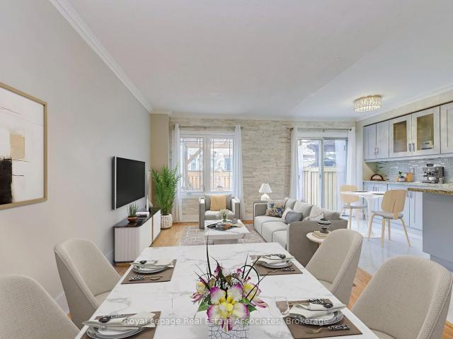Townhouse for sale in Woburn, Ontario