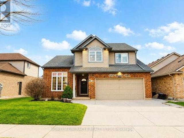House for sale in Niagara, Ontario