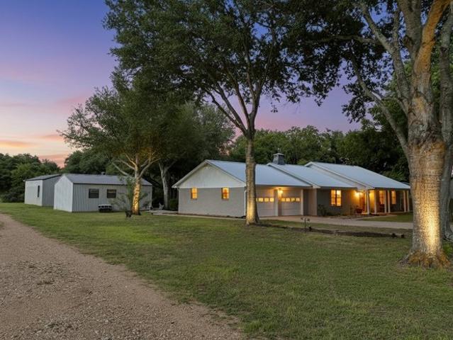 Farm for sale in Fayetteville, Texas