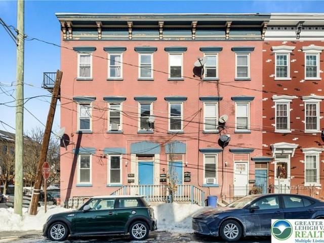 House for sale in Easton, Pennsylvania